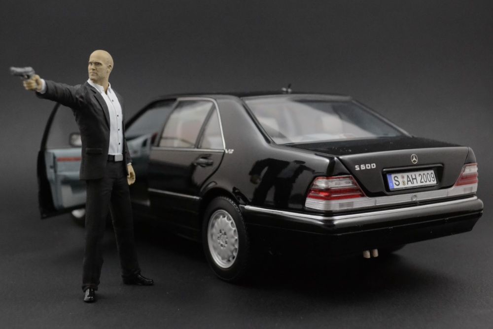 Jason Statham Figurka 1:18 BMW 740i E38 KK-scale