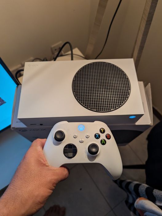 Xbox Series S 512gb SSD - Como Novo