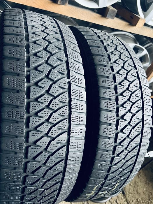 Шини Резина Зимові 215 65 16C Bridgestone Blizzak 2шт