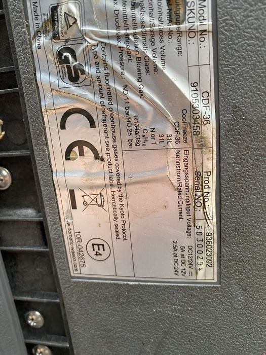 Автохолодильник Waeco CDF-36 DC компрессорный 12/24 V не робочий