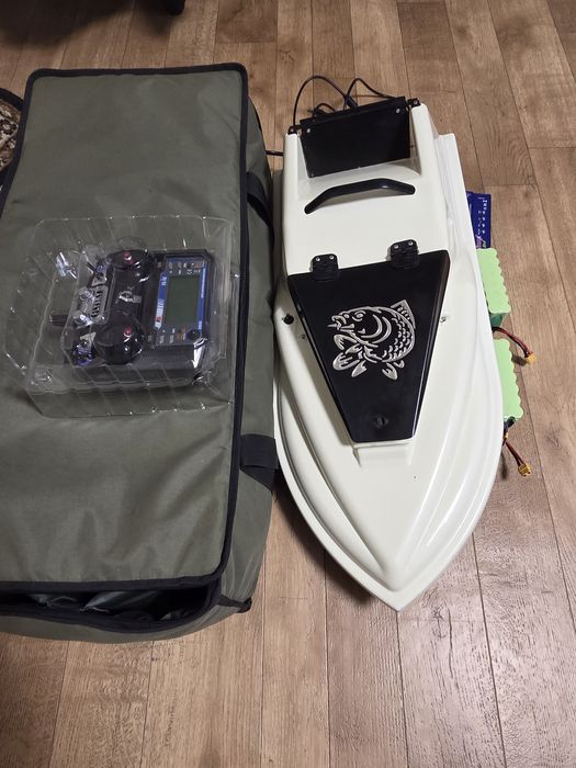 Кораблик закормочний Фурія виробництво Україна