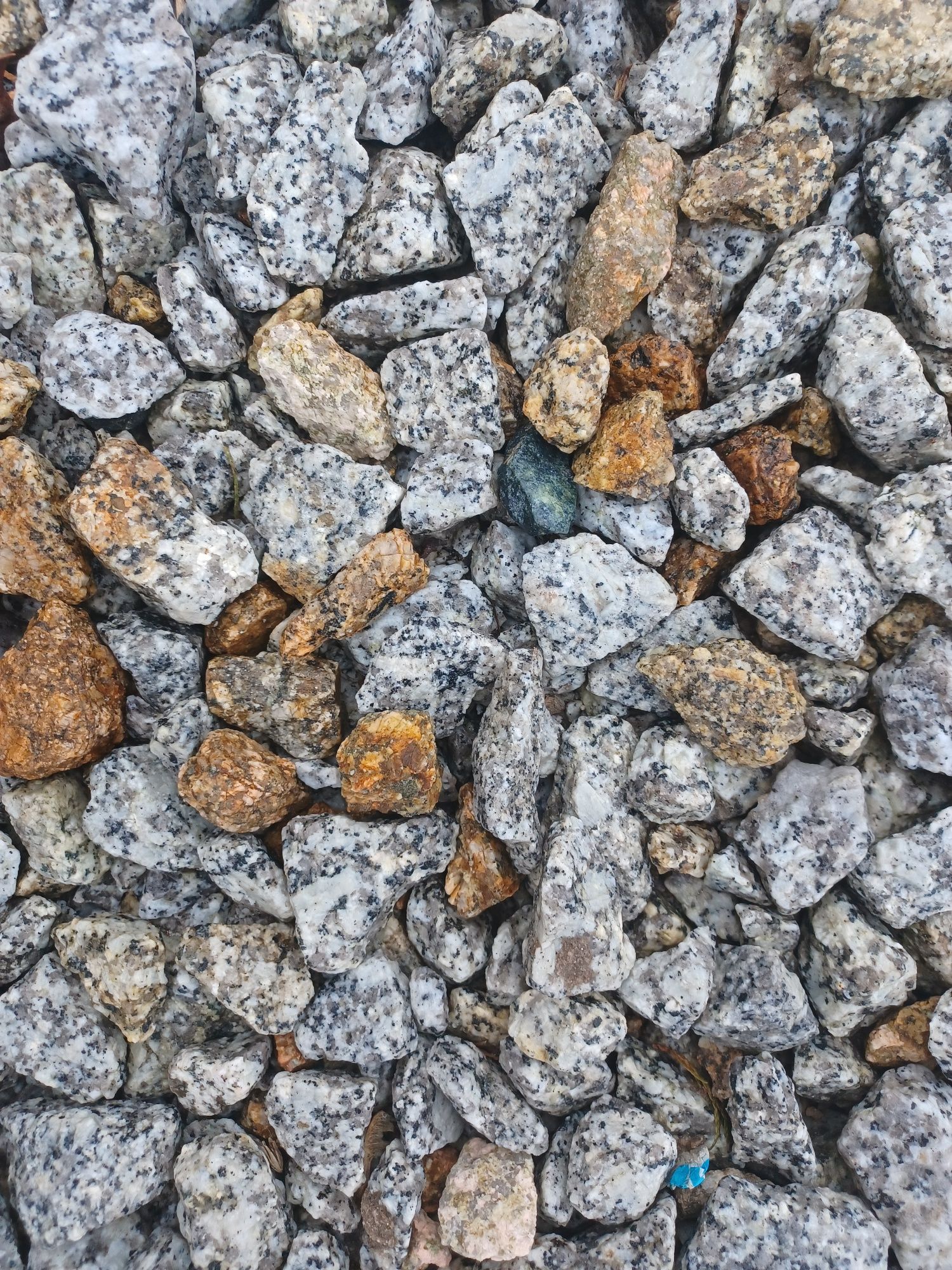 Kamień drenarski, kamień drenażowy Grys granitowy,  ziemia, piasek, be