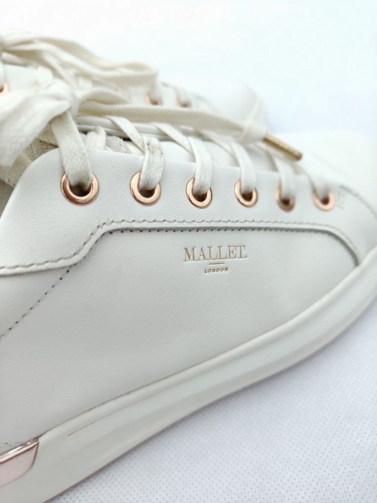 Buty sportowe skórzane sneakersy damskie białe Mallet London rozmia 39