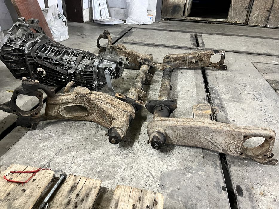 Балка торсион рычаг кулак луаз волынец волынь волынка