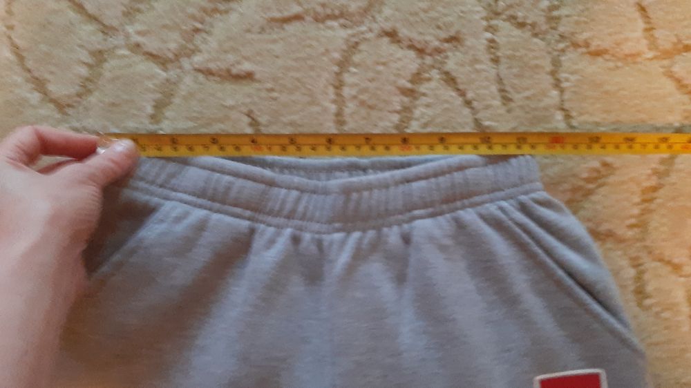 Детские спортивные штанишки. Одежда для мальчиков