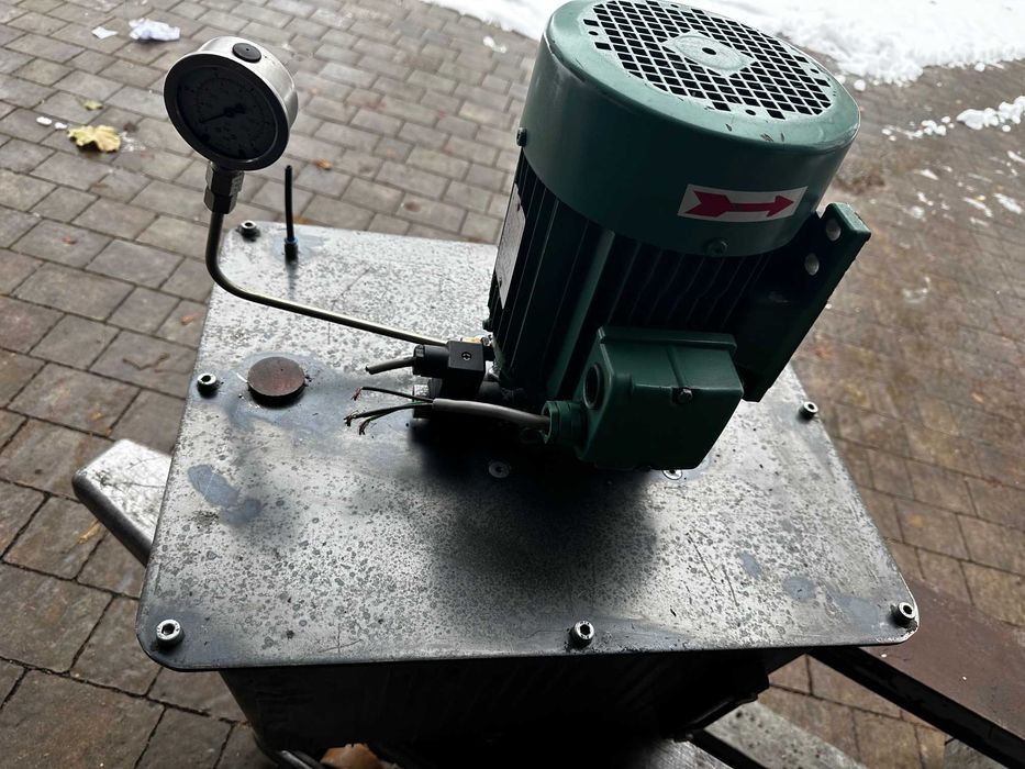 Agregat hydrauliczny, pompa, zasilacz 2,2 kw 150 bar