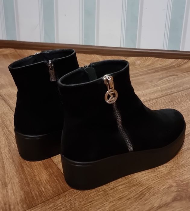 Замшевые ботиночки. Торг