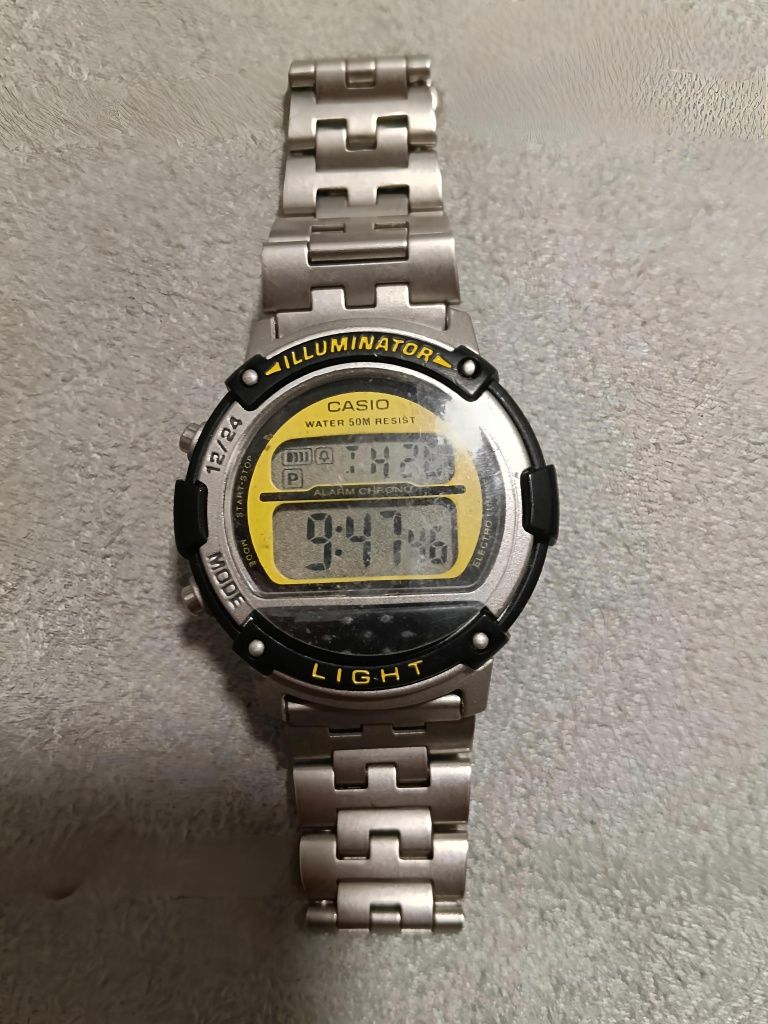 RELÓGIO CASIO LW-23H módulo1818, caixa com 3,4 x 3,8 cm,
