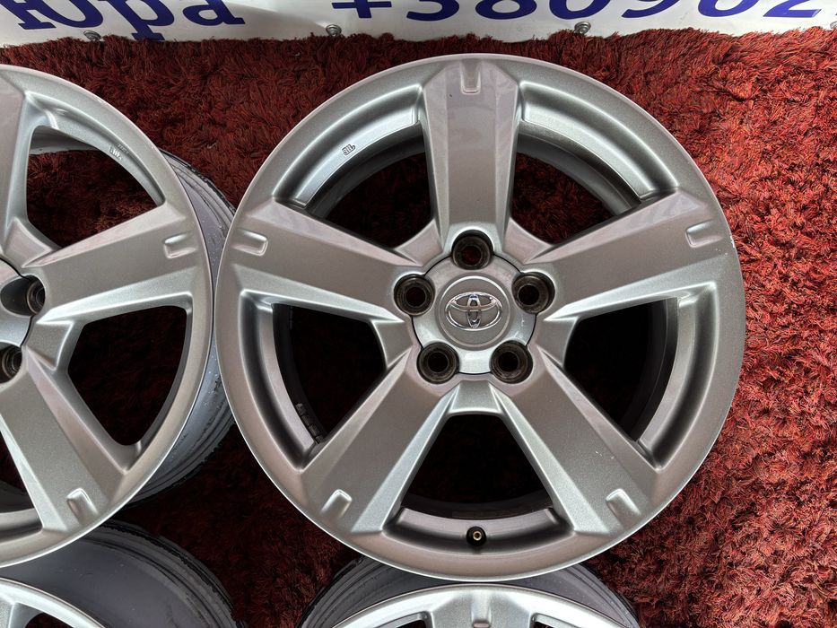 Original Toyota Rav4 R17 5x114,3