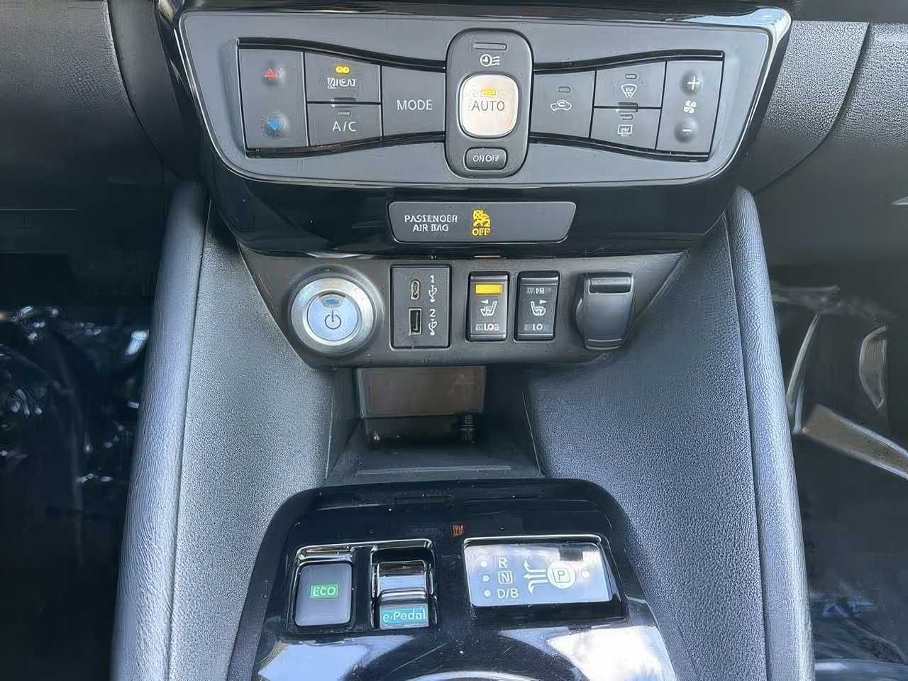 2023 Nissan LEAF SV Plus