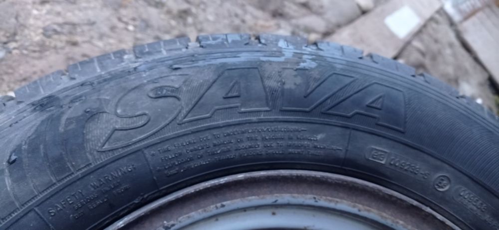 Диски з резиною на форт транзіт