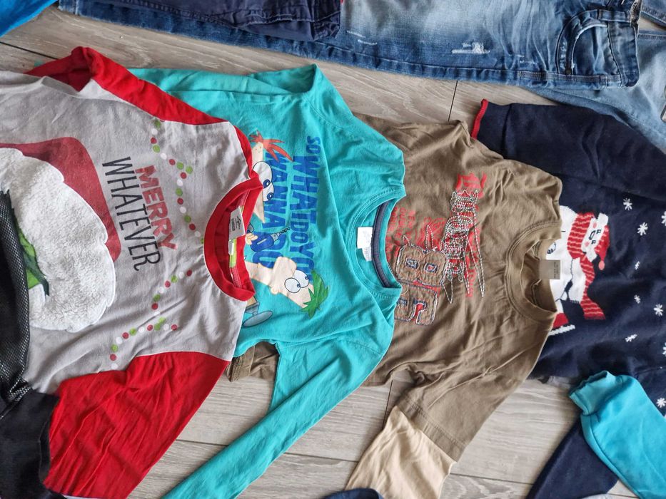 Zestaw ubrań dla chłopca roz.128 /134