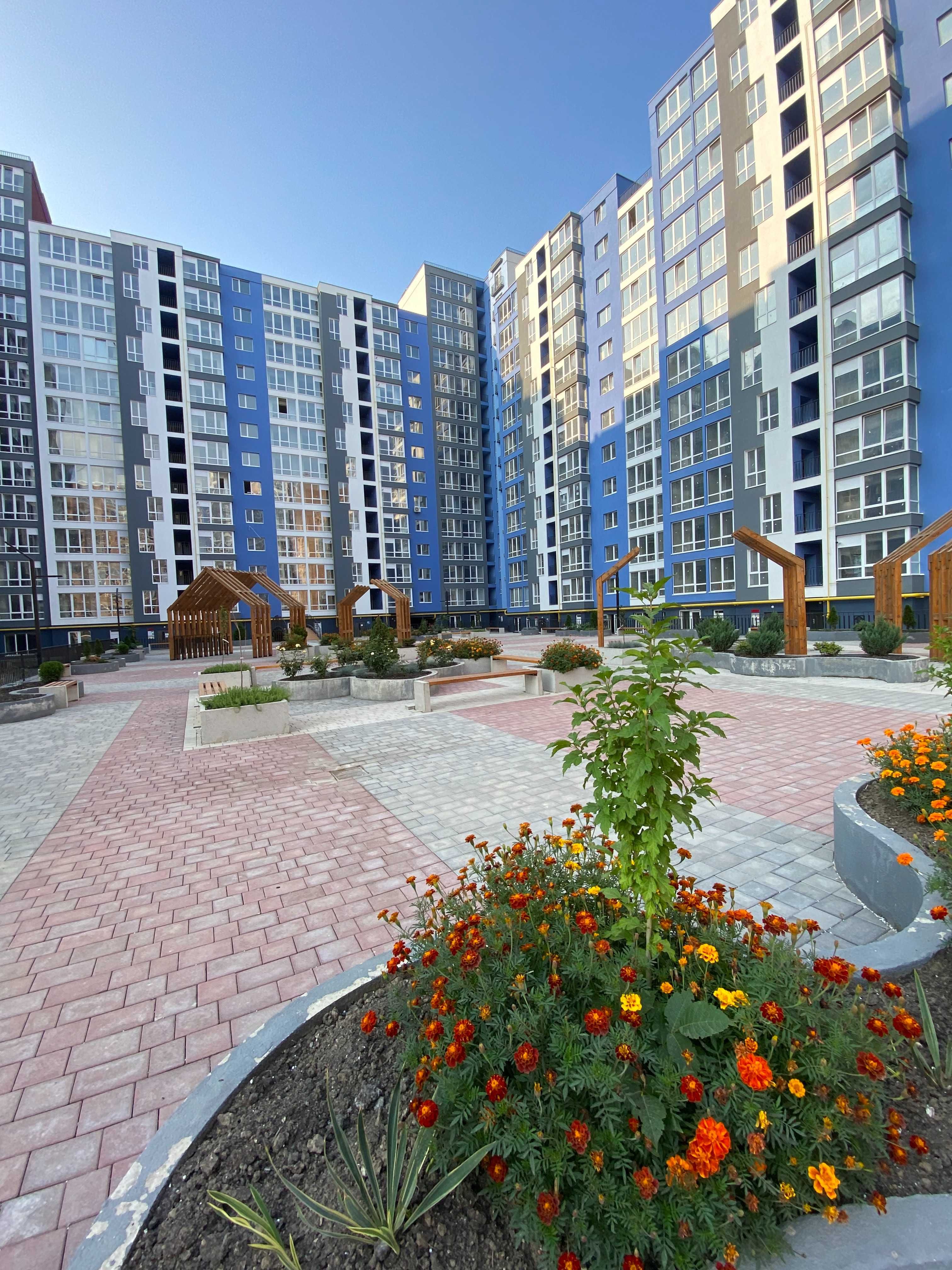 Однокімнатна в центрі,продам квартиру Княгинин,Галицька-Набережна