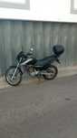 Honda NX 400 com topcase