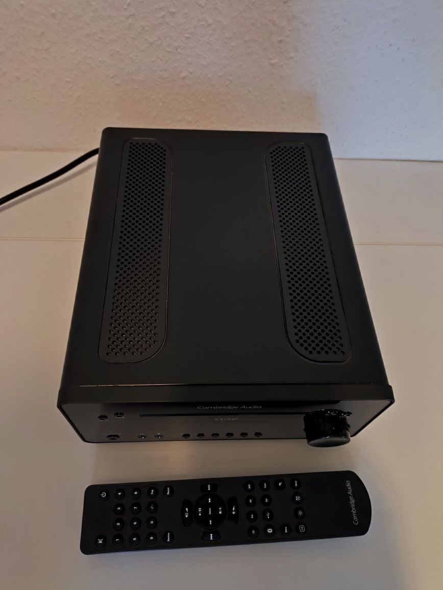 Amplituner Cambridge Audio One CD-RX30 bluetooth