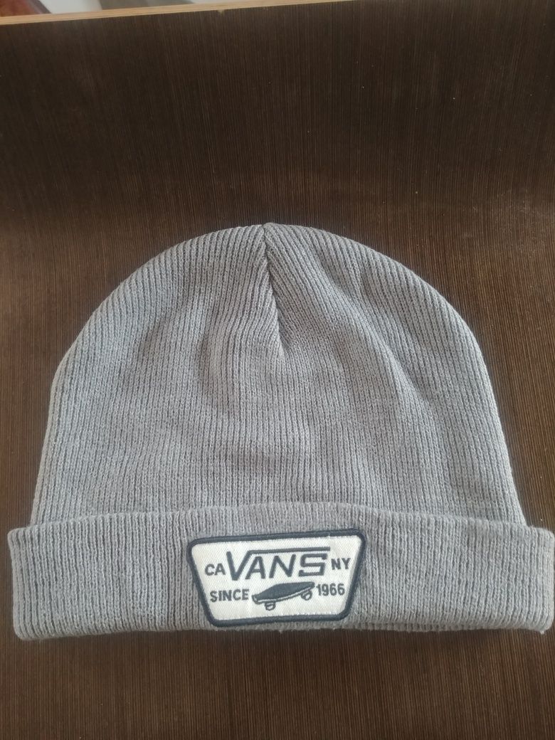 Czapka firmy Vans