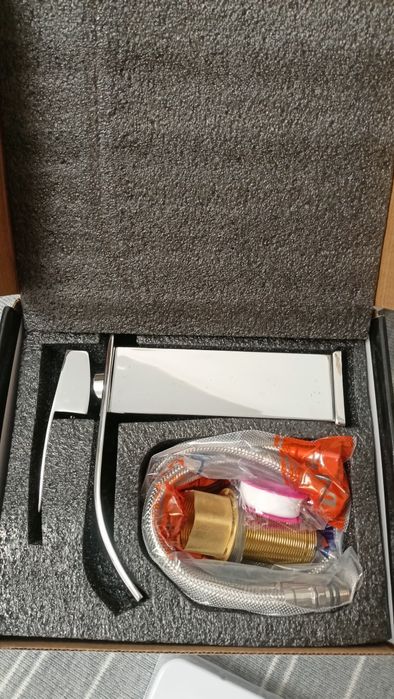 Змішувач смеситель кран новий шланги латунь + хром + нержавійка.