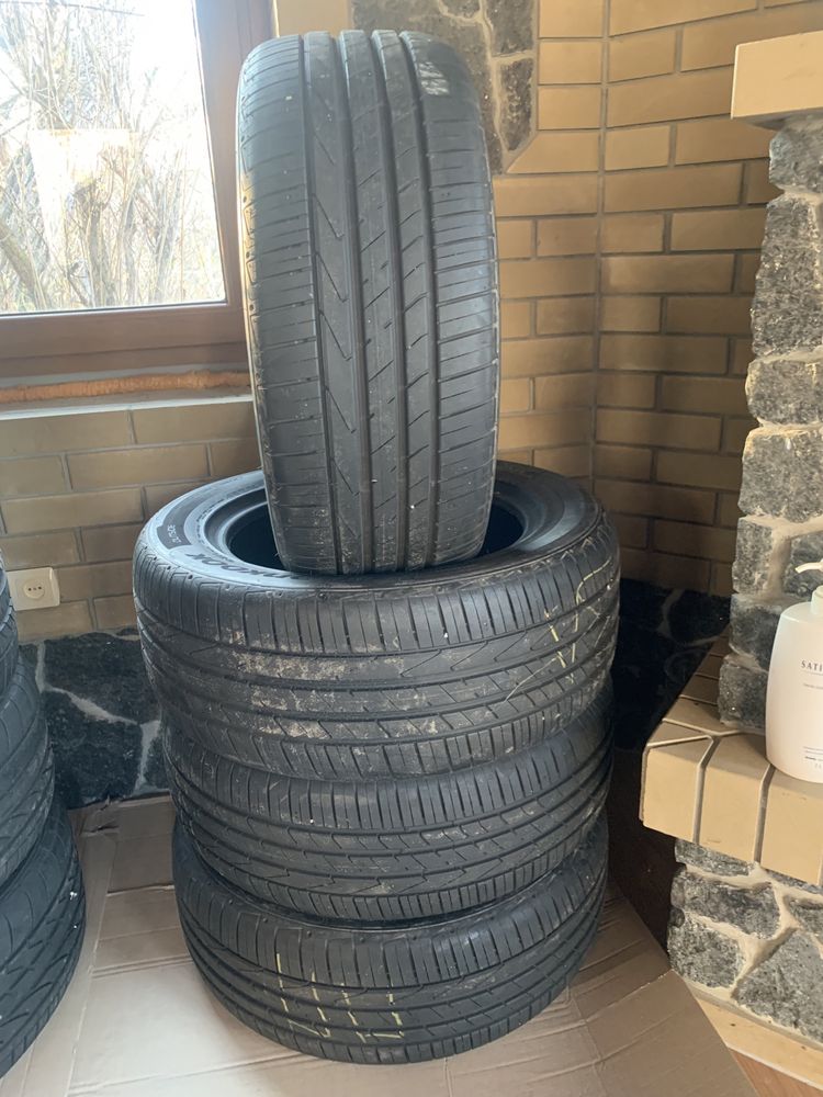 Шини Резина Hankook 235 60  R18