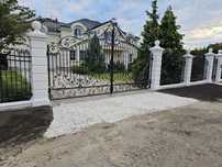 Słupy Dworkowe,Ogrodzenia Betonowe,Kute,Metalowe,Bramy,Słupki Pałacowe