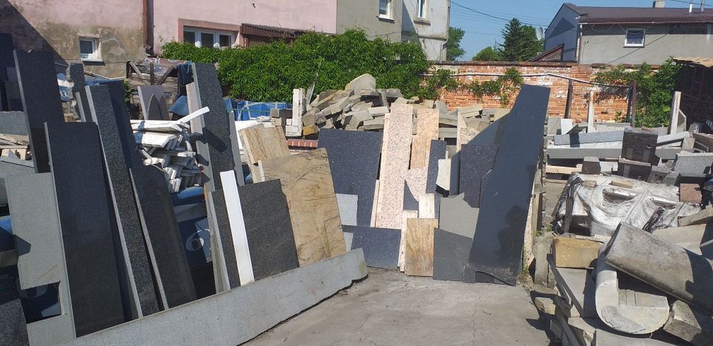 Kamień naturalny po zakładzie kamieniarskim