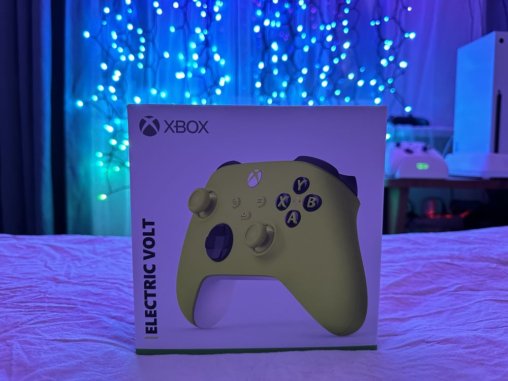 Pad XBOX Series X oryginalny Biały/Czerwony/Zielony Robot White