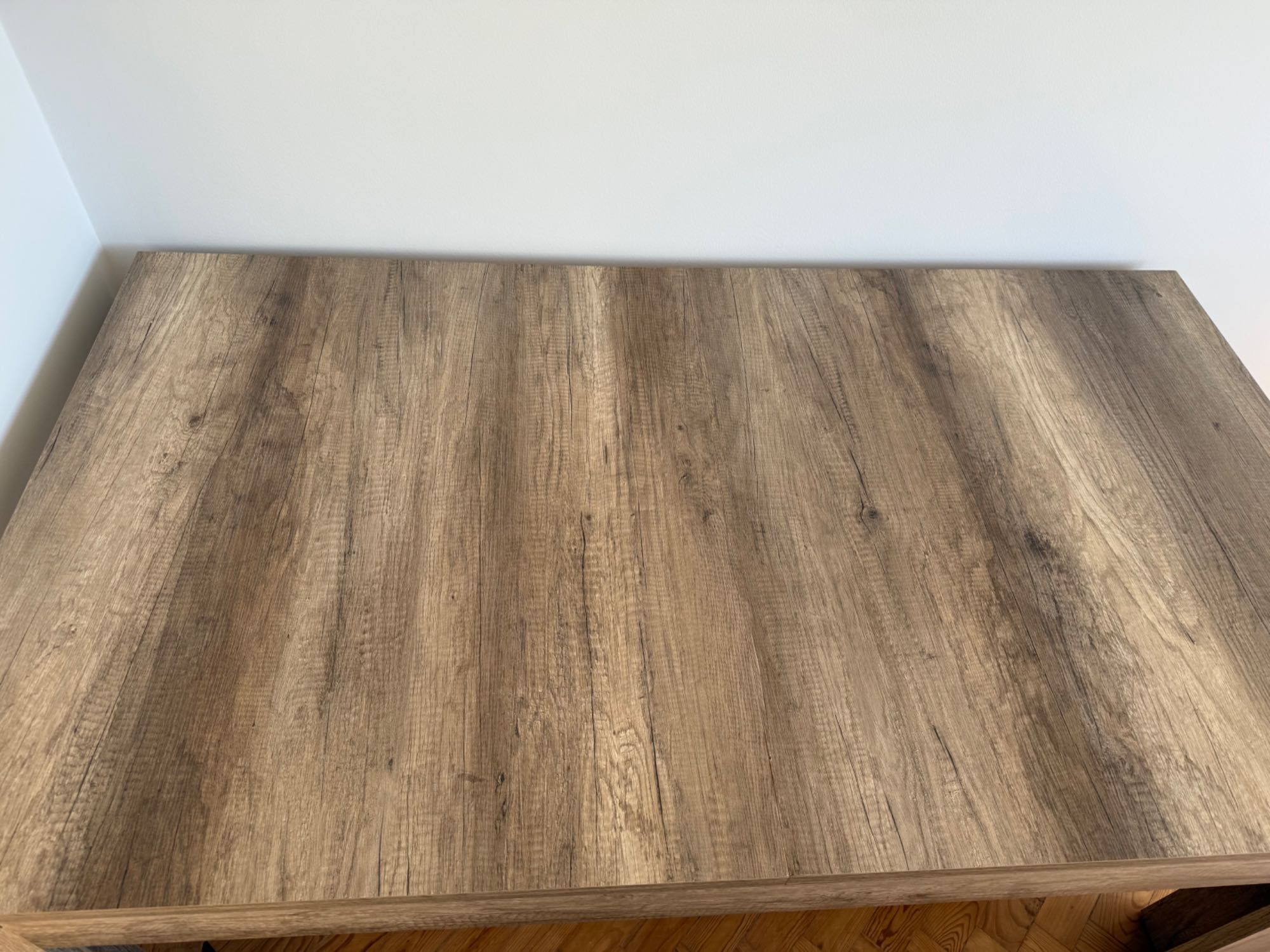 Mesa extensível em madeira. Como nova!