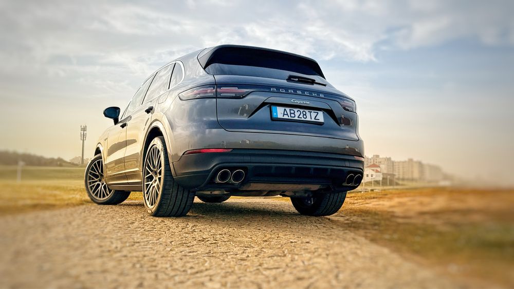 Porche Cayenne E-Hibryd (IVA DISCRIMINADO)