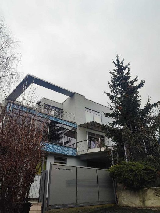 ОРенда офісу м.Голосїївська , ГЕнератор