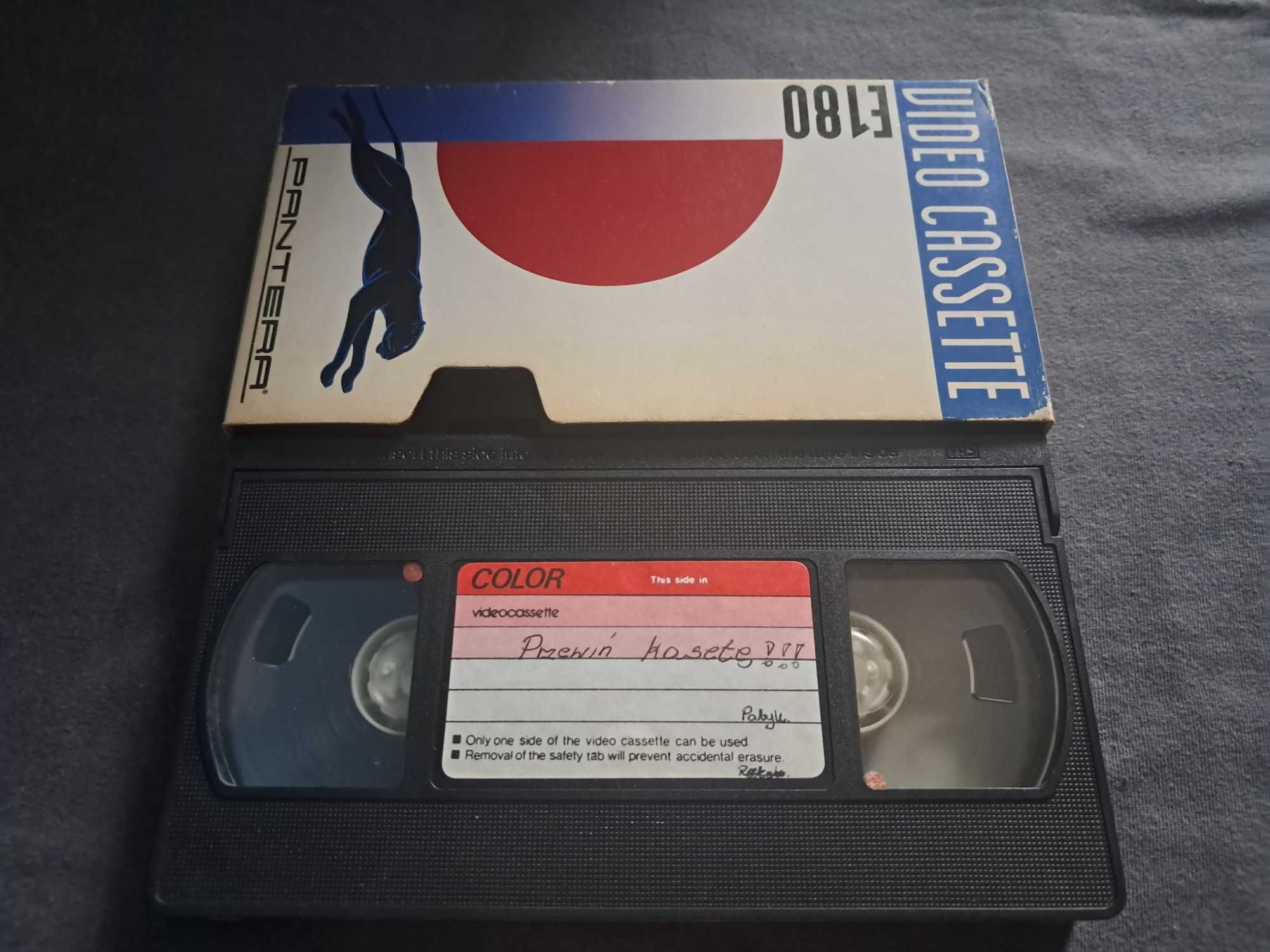VHS Piorun i lekka stopa (1974) ; Wróg publiczny nr 1 (1953)