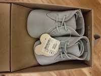 Niechodki skórzane clarks baby warm nowe