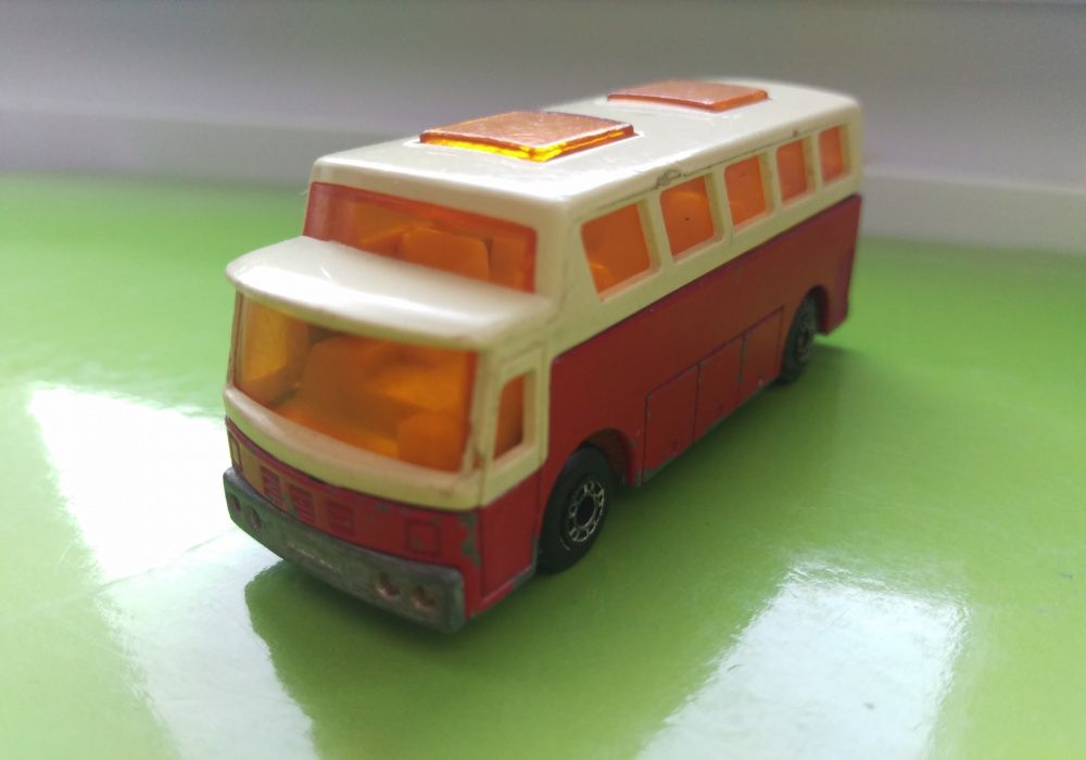 Resorak MATCHBOX Airport Coach 1977r kolekcja