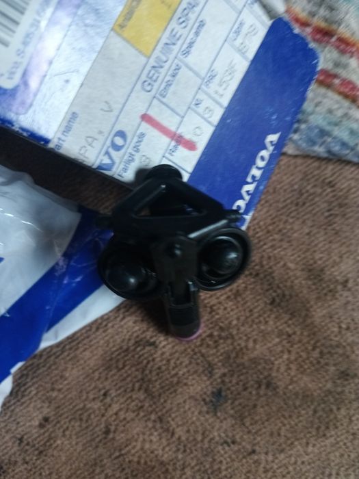 Spryskiwacz reflektora Volvo