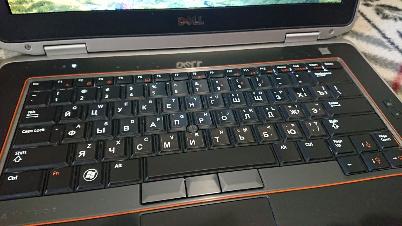 Ноутбук Dell Core i5 SSD240