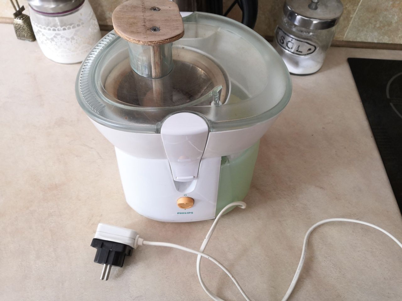 Sokowirówka Philips hr1821 moc 220W