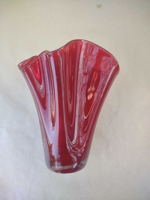 Wazon chusta . Wys. 30 .