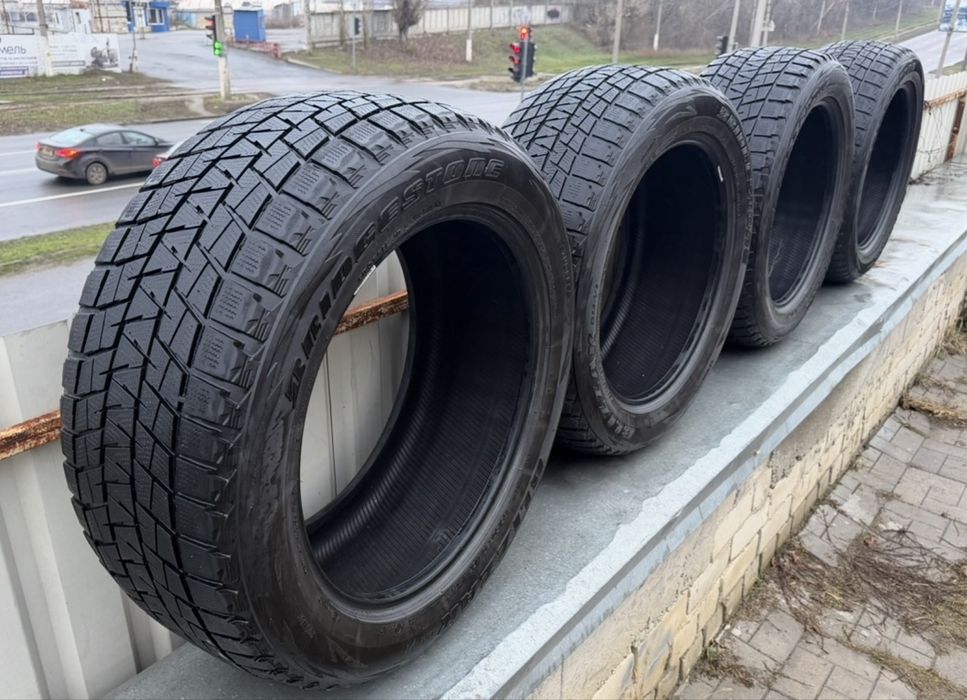Продам шини BRIDGESTONE BLIZZAK 285/50/20