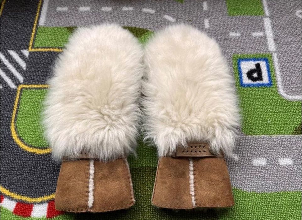 Меховые замшевые рукавицы ugg оригинал