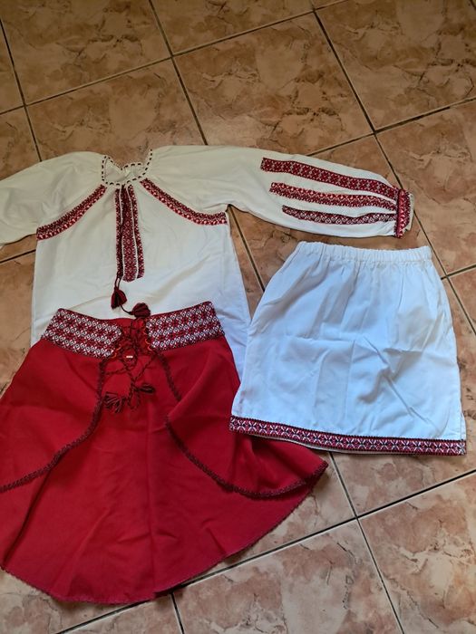 Костюм український вишиванка