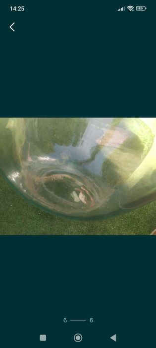 Wielka butla Min.50litrów, galon, Gąsior na wino z metalowym koszem.