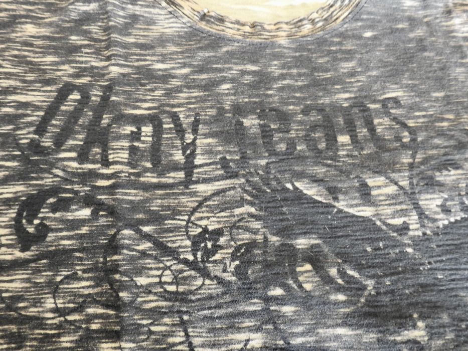 T shirt Dkny look amarrotado