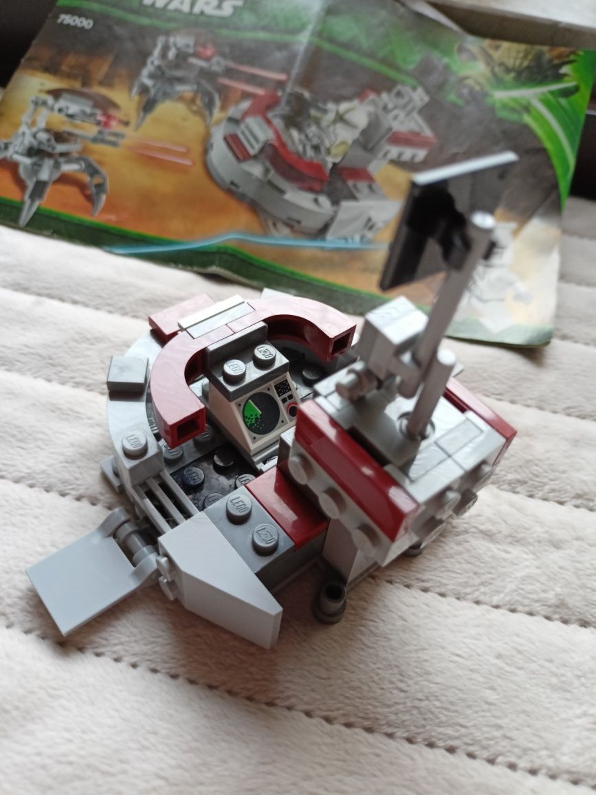 LEGO Star Wars 75000 Clone Troopers vs Droidekas