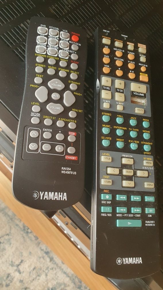 Amplituner kina domowego Yamaha RX-V550
