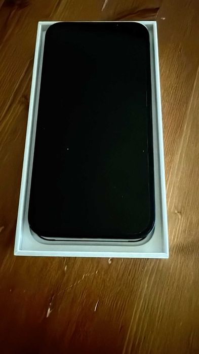 iPhone 13, Midnight, 128 GB