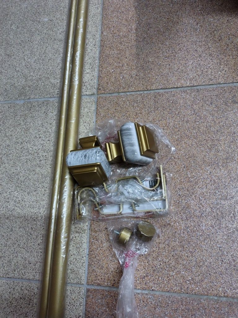 Karnisz podwójny złoty pwystwowy 121 - 213 cm rozsuwany marmur zdobie