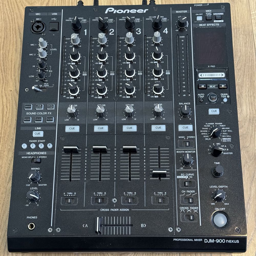 Pioneer DJM-900 Nexus