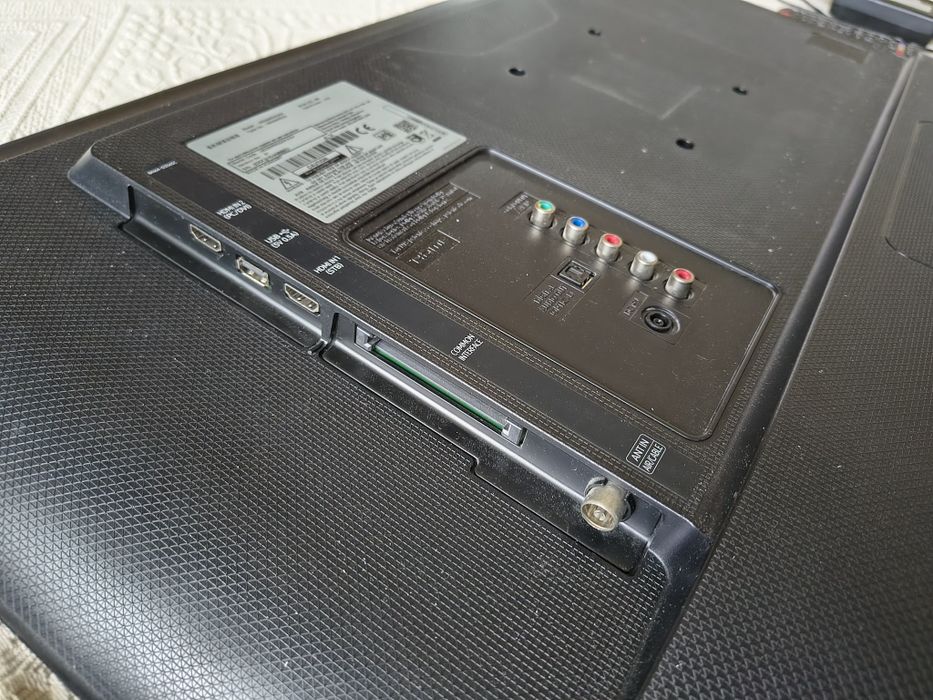 Telewizor Samsung 32 całe stan bardzo dobry