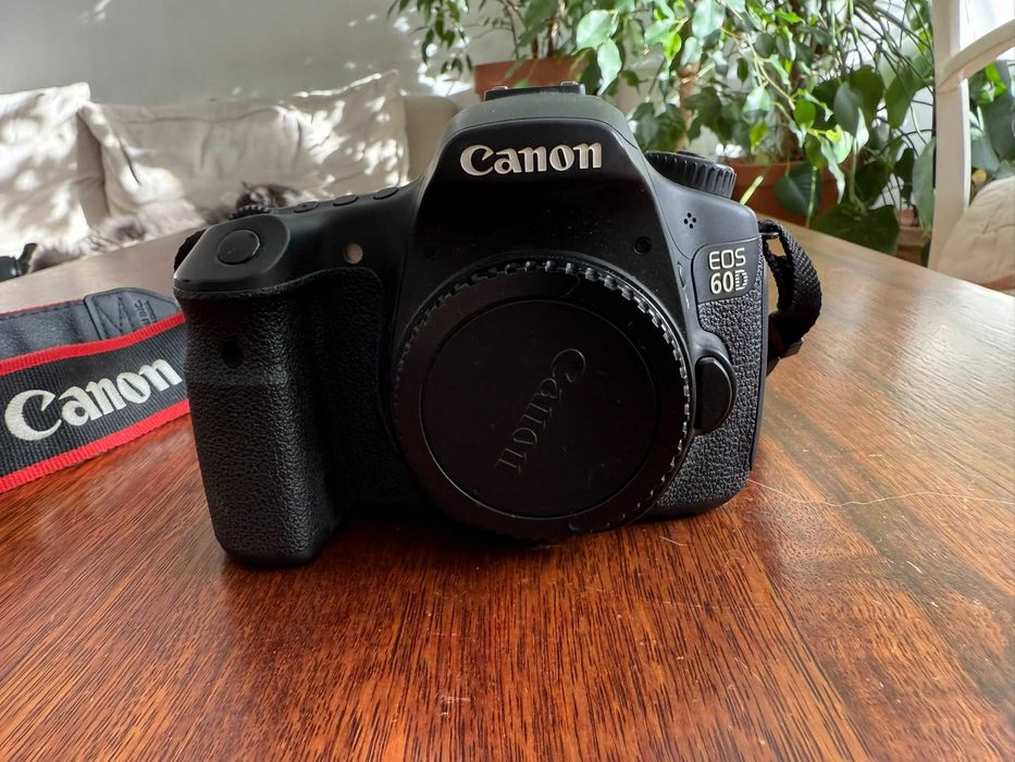 Canon EOS 60D (body)