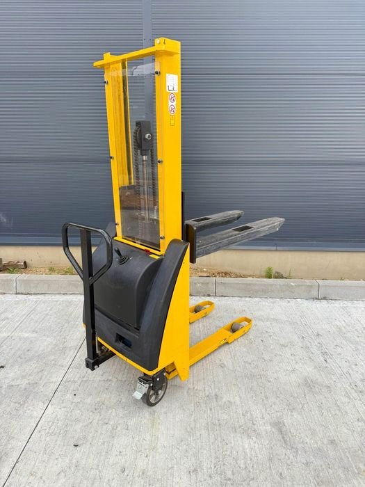 Wózek paletowy z masztem ręczny Pramac paleciak elektryczne podn