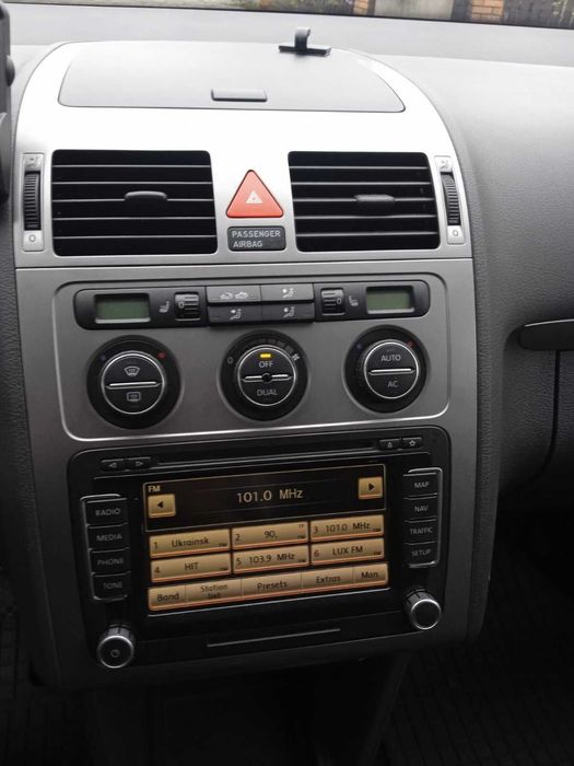 Продам Volkswagen Touran 1.9tdi 2010р.в