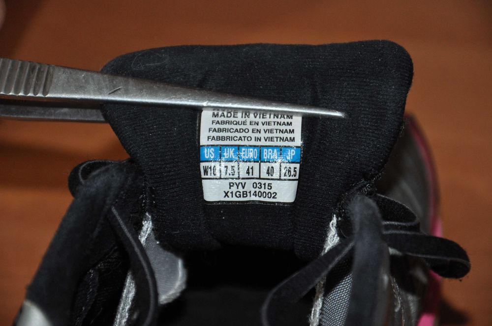 Волейбольні кроссовки Mizuno Wave Lightning Z6 asics 41 \ 26.5 см